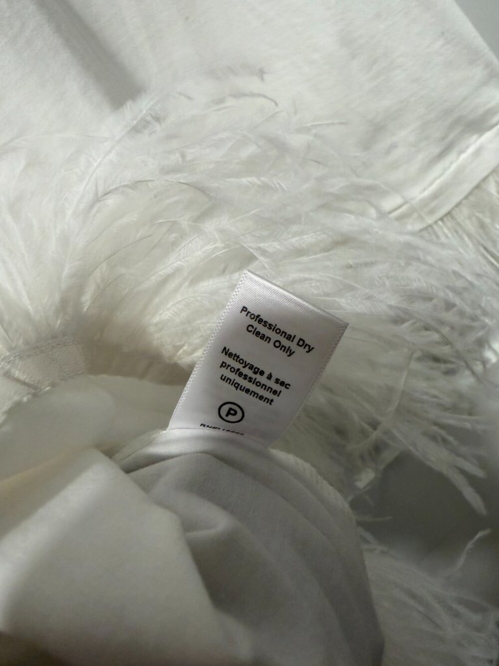 Cinq à Sept Feather-Trimmed Stretch-Cotton Crop T-Shirt - Picture 7 of 10